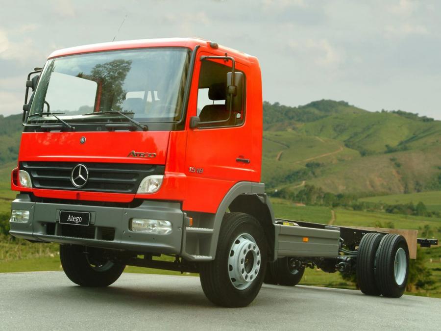  Mercedes-Benz Atego 1518 2005 года  (фото 3 из 4)